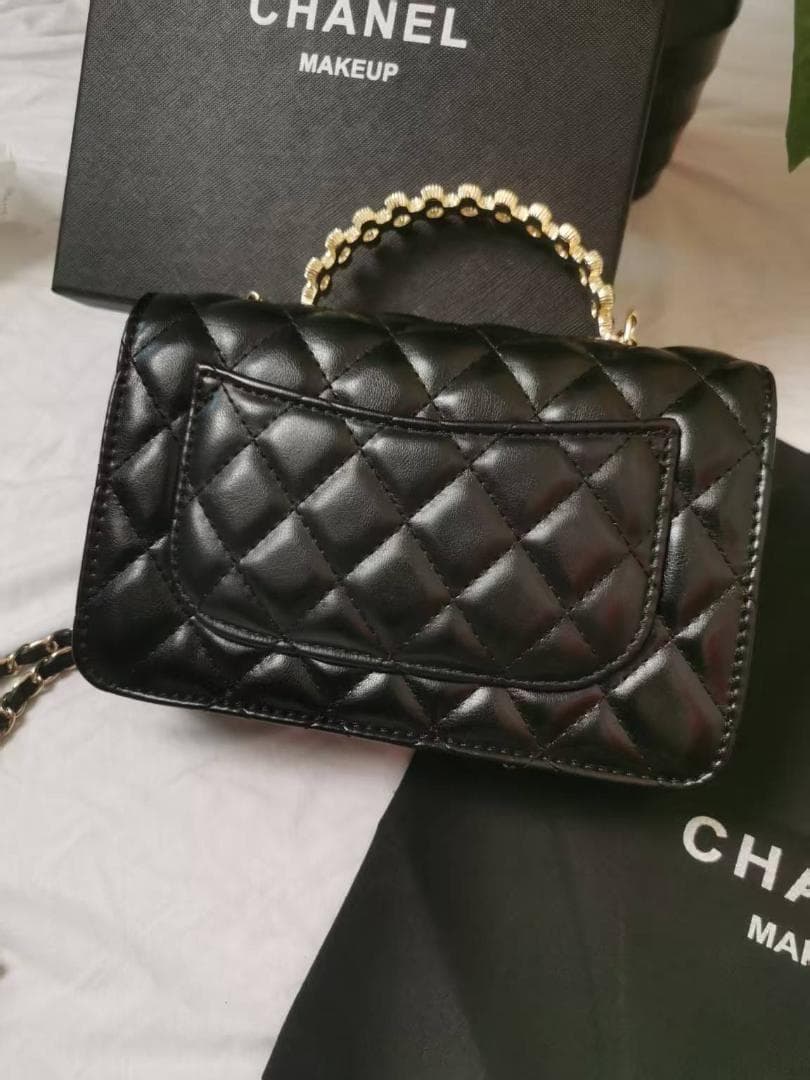 箱付 VIP非売品 ブラックレザー メイクアップポーチ