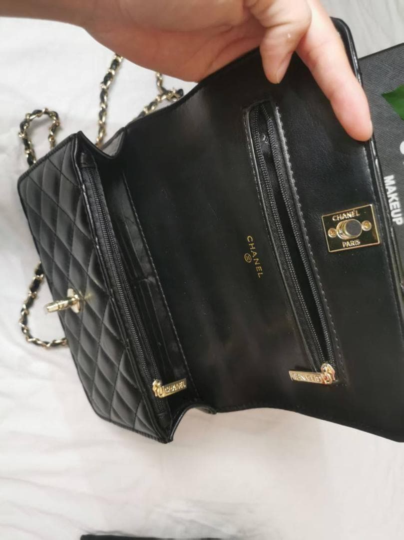 箱付 VIP非売品 ブラックレザー メイクアップポーチ