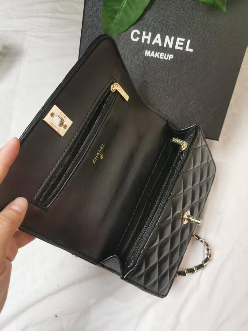 箱付 VIP非売品 ブラックレザー メイクアップポーチ