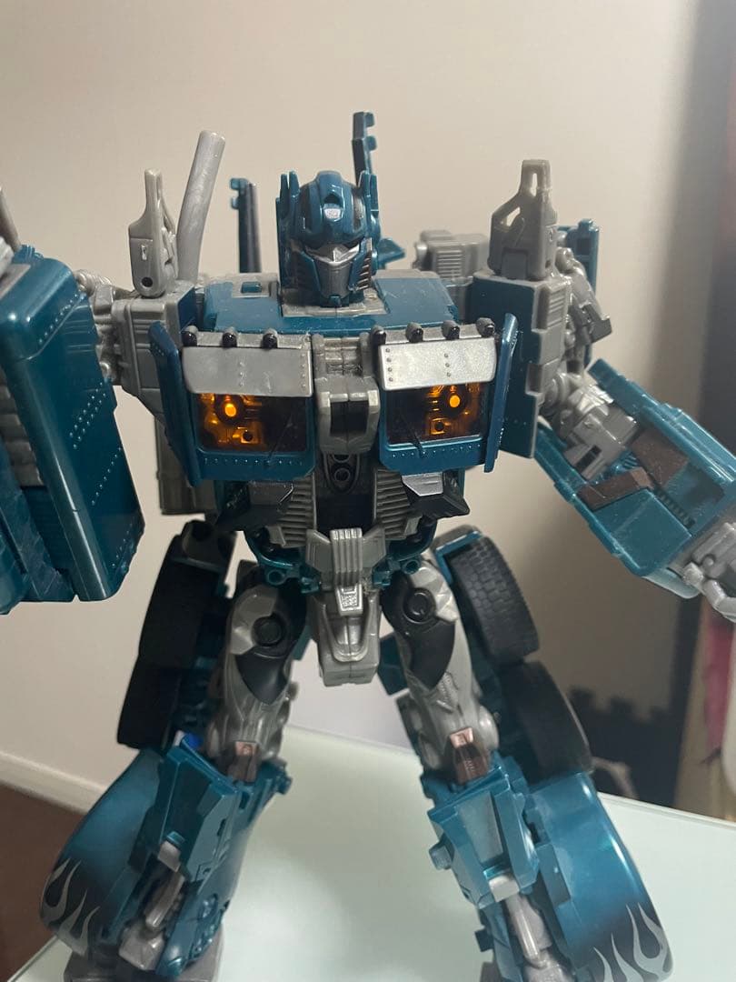 【動作確認済】トランスフォーマー　ナイトウォッチオプティマスプライム
