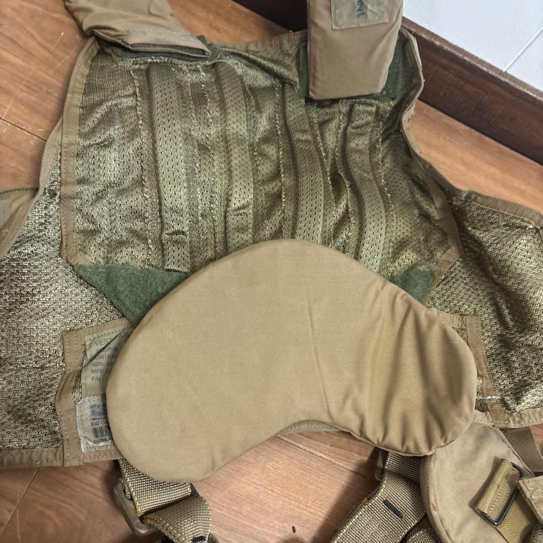米軍　実物　VEST FRONT BACK SUBASSYタクティカルベスト