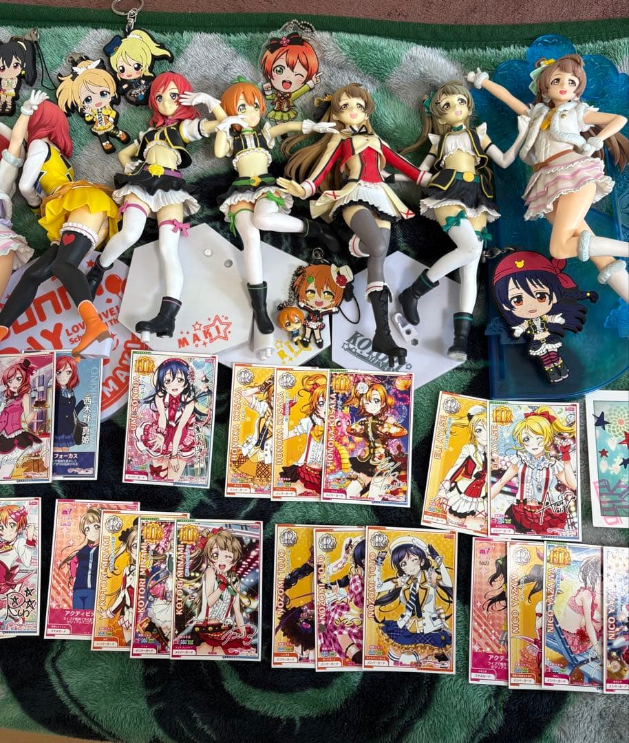ラブライブ！ フィギュア カード ストラップ他グッズまとめ売り