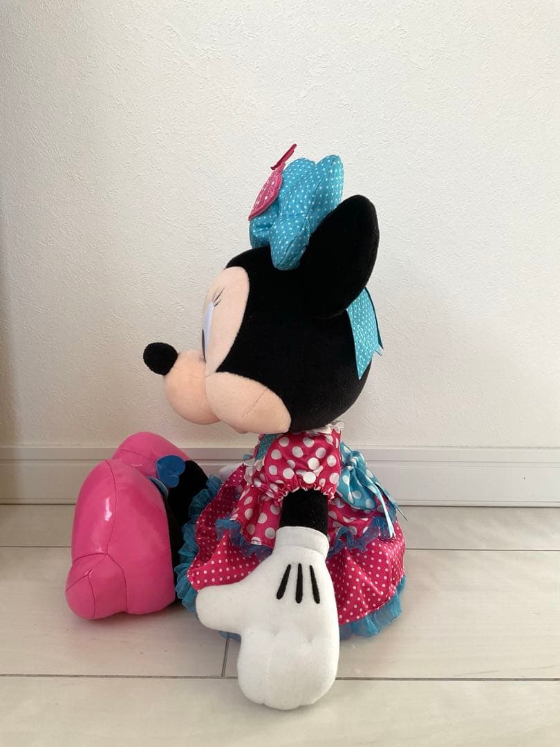 美品　パルパルーザ　2024 ぬいぐるみ　ミニーのファンダーランド