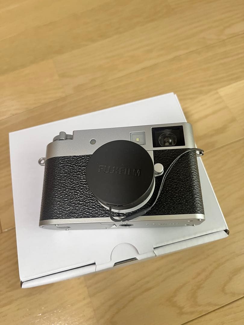 FUJIFILM Xhalf シルバー