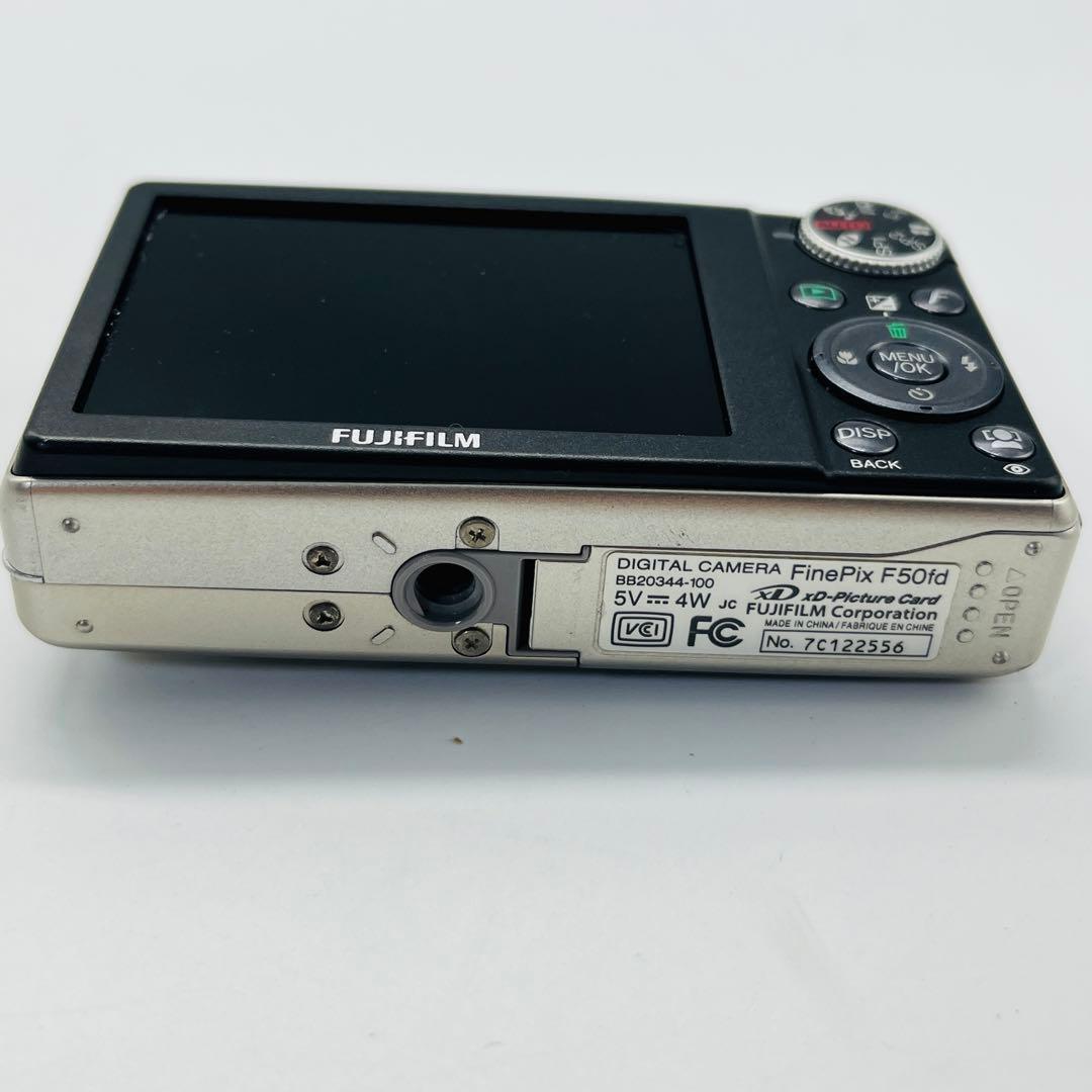 FUJIFILM フジフィルム FinePix F50 fd デジタルカメラ