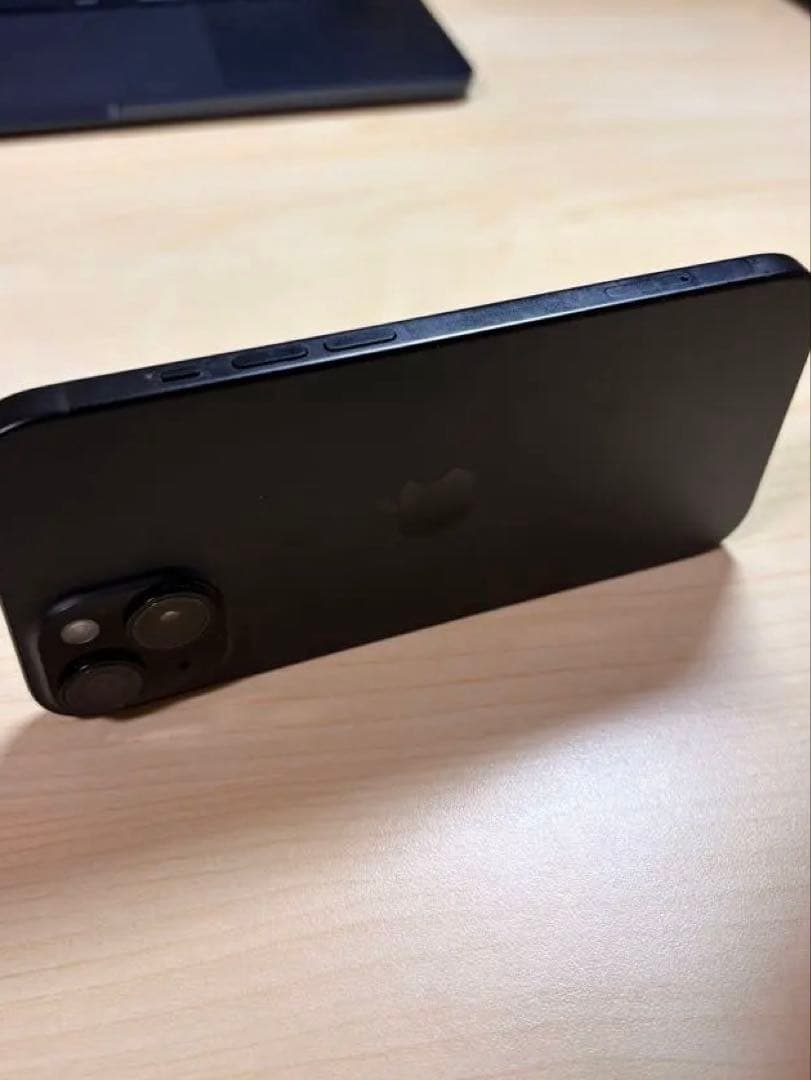 iPhone 15 128GB ブラック 本体 SIMフリー　フィルム/ケース付