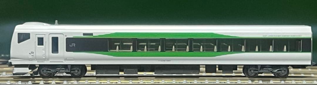 KATO10-1883 E257系5000番台 (2号車欠品)
