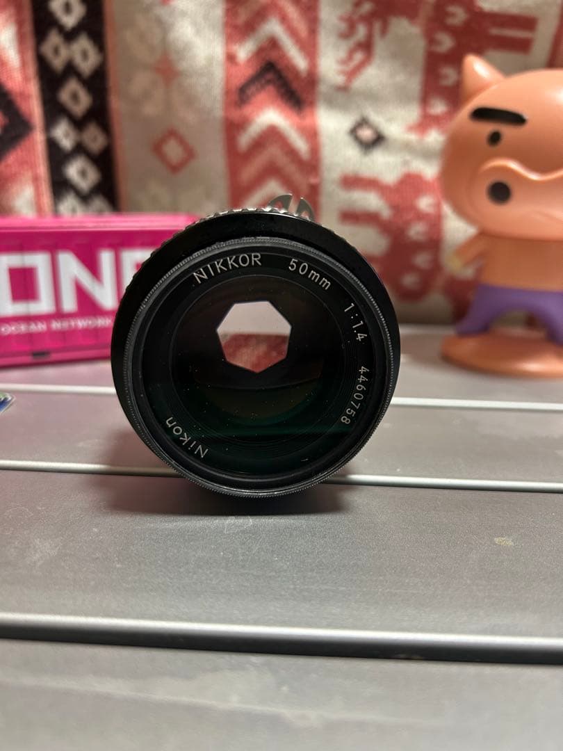 Nikon FE 50mm F1.4 レンズ付き