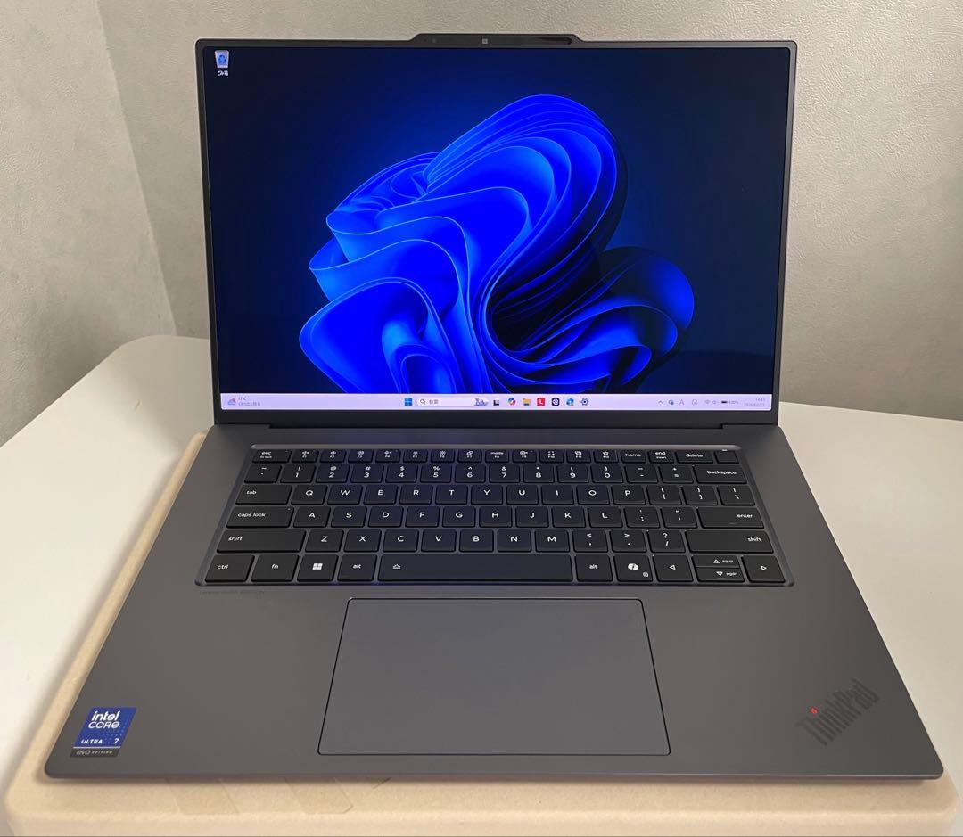 【美品】ThinkPad X9 15 Gen 1 Aura Edition