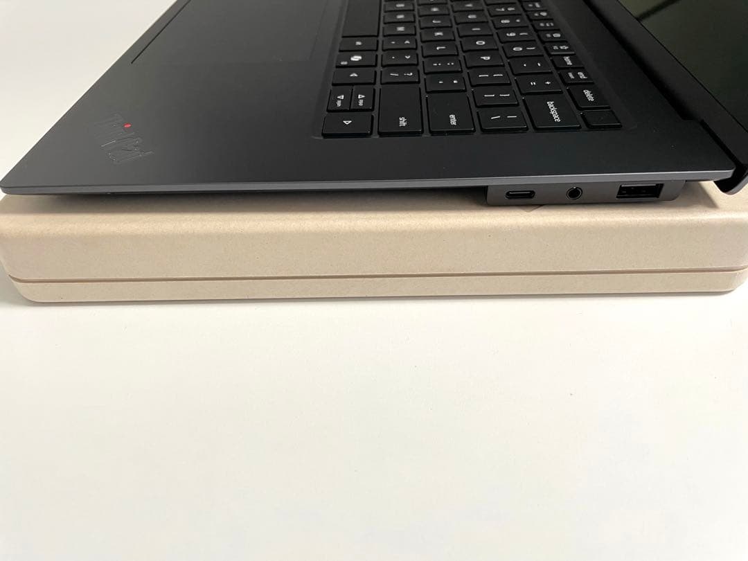 【美品】ThinkPad X9 15 Gen 1 Aura Edition