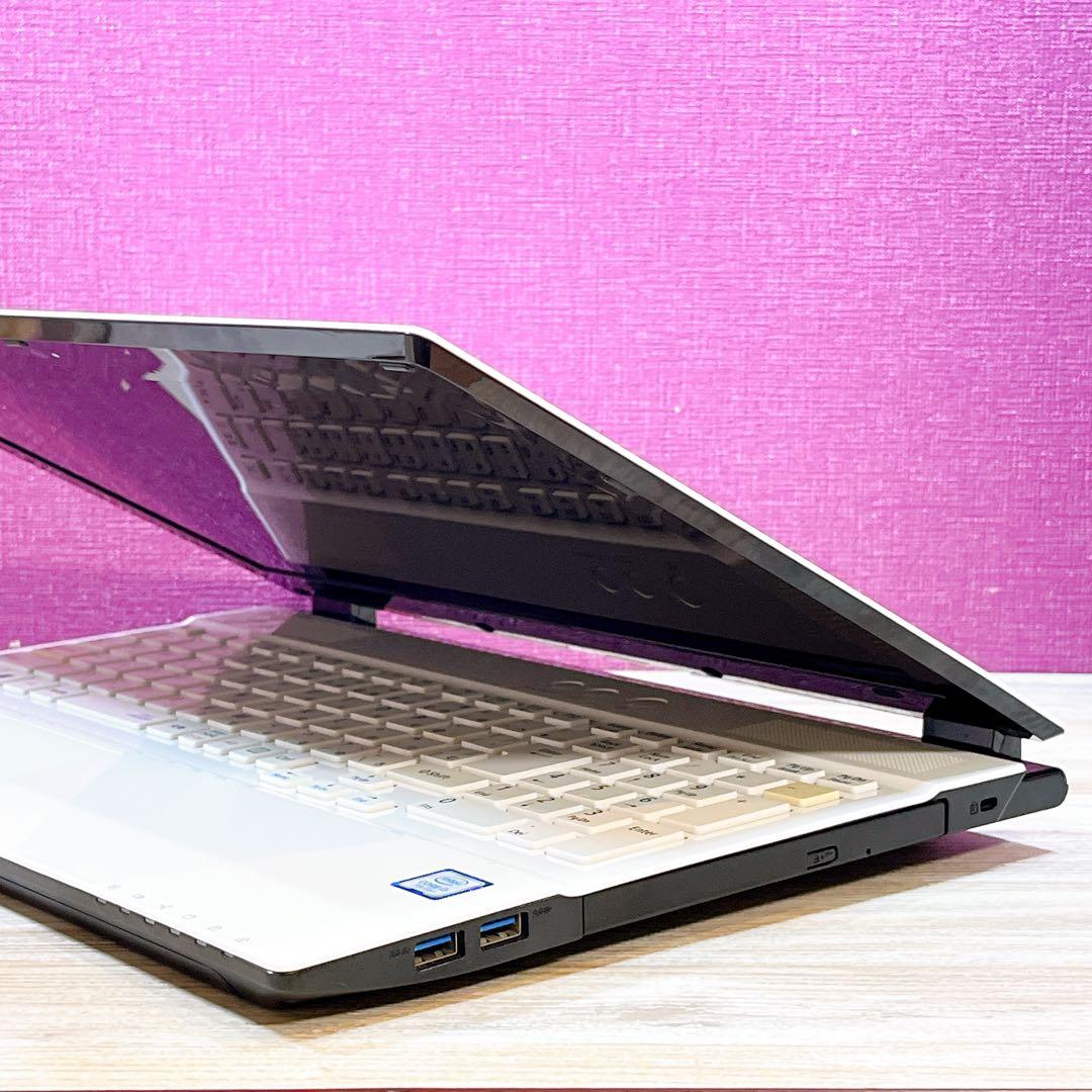 【ジャンク】Win11 Core i3✨キーボード不良✨タッチパッドOK