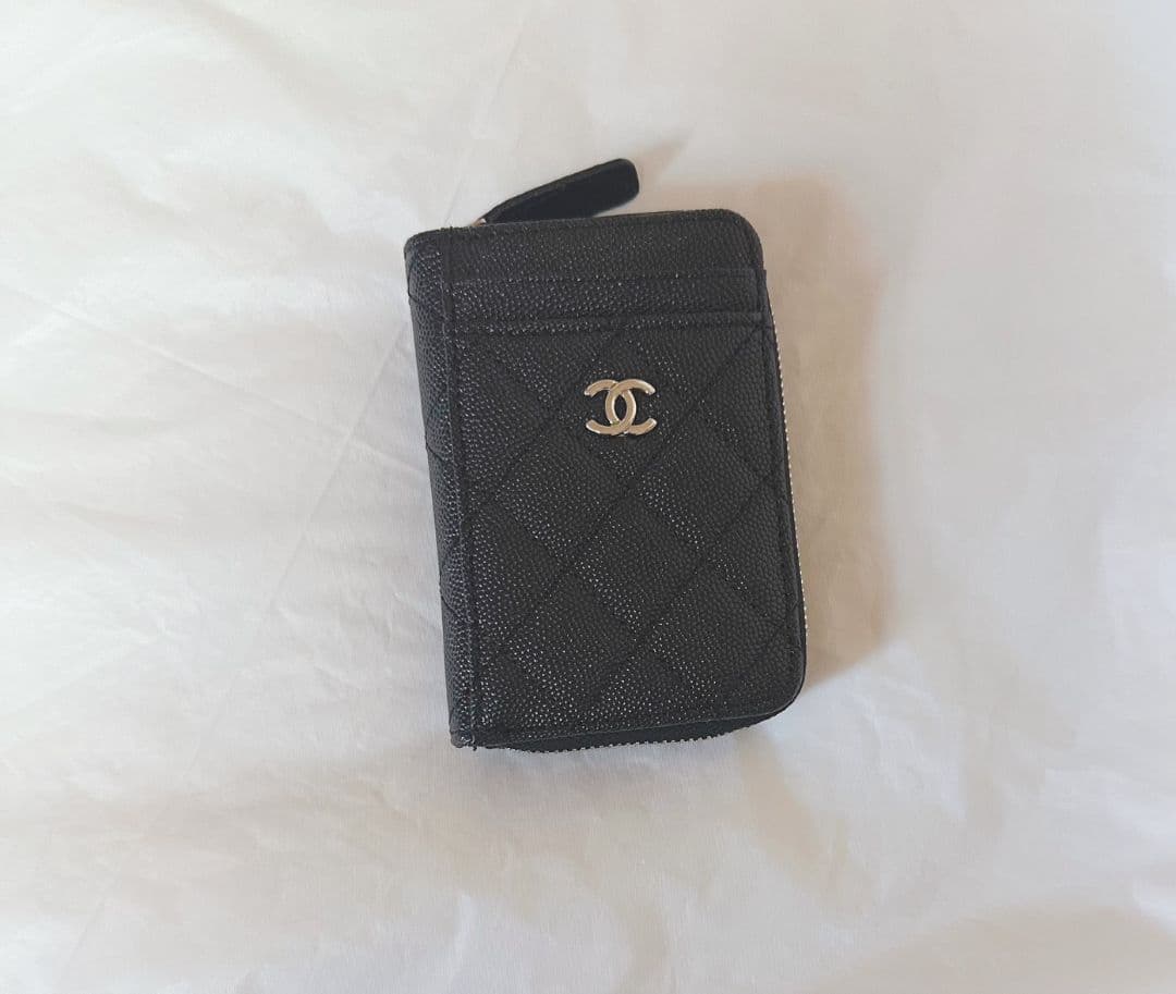 CHANELノベルティキルティングレザーフラグメント財布ブラック