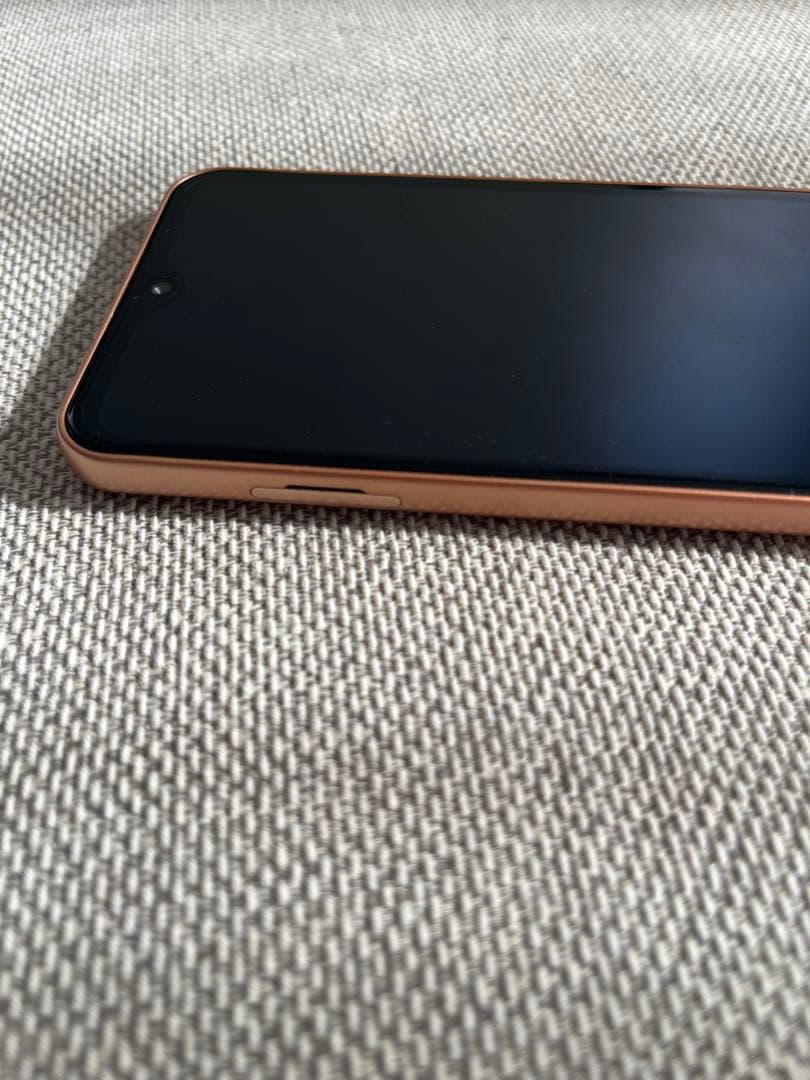 arrows FCG01スマートフォン 本体