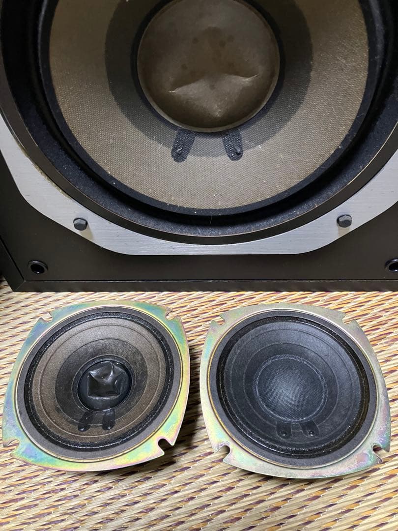 【決算最終特価】《完動品》 ダイアトーンDS-28B 3ウェイ。　②Ｌ側