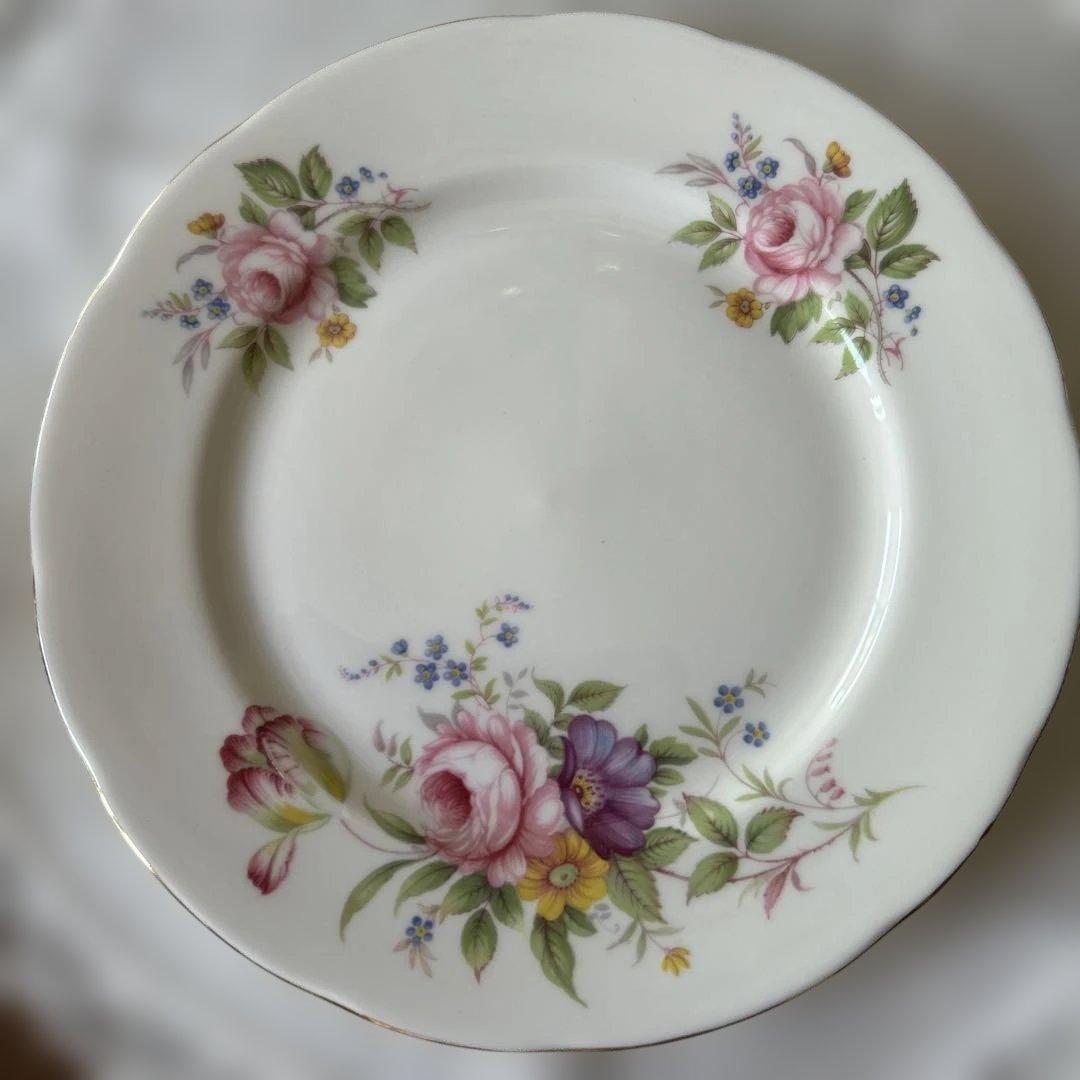 ＤUCＨ EＳＳ。ボーンチャイナイギリス製品ケーキ皿5客。