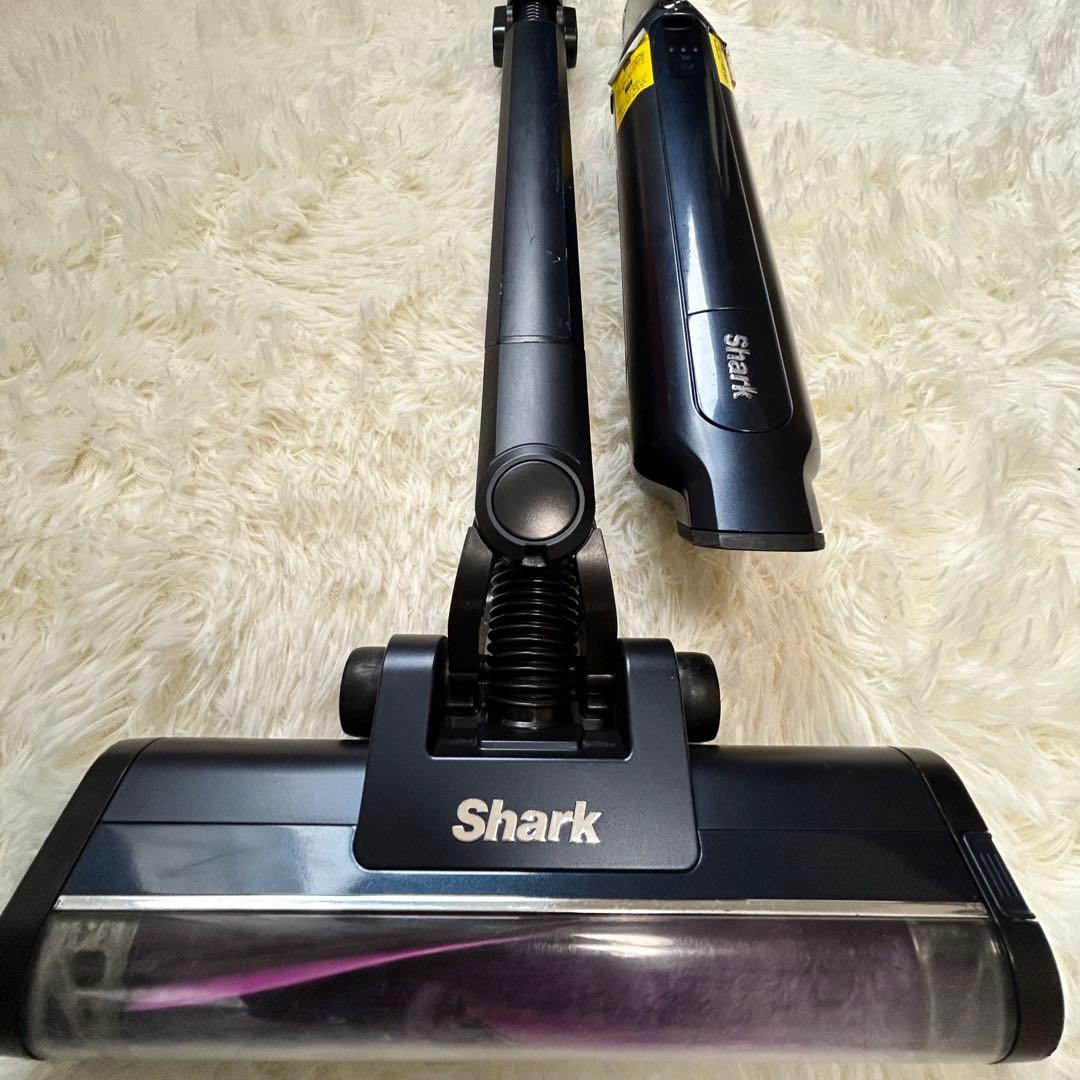 SHARKシャーク スティッククリーナー CS651JBL 上位モデル