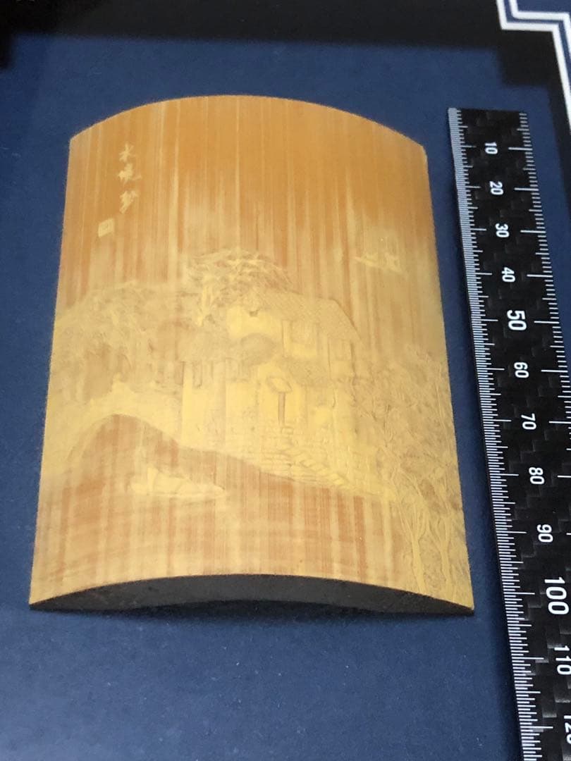 中国竹の置物　留青竹刻