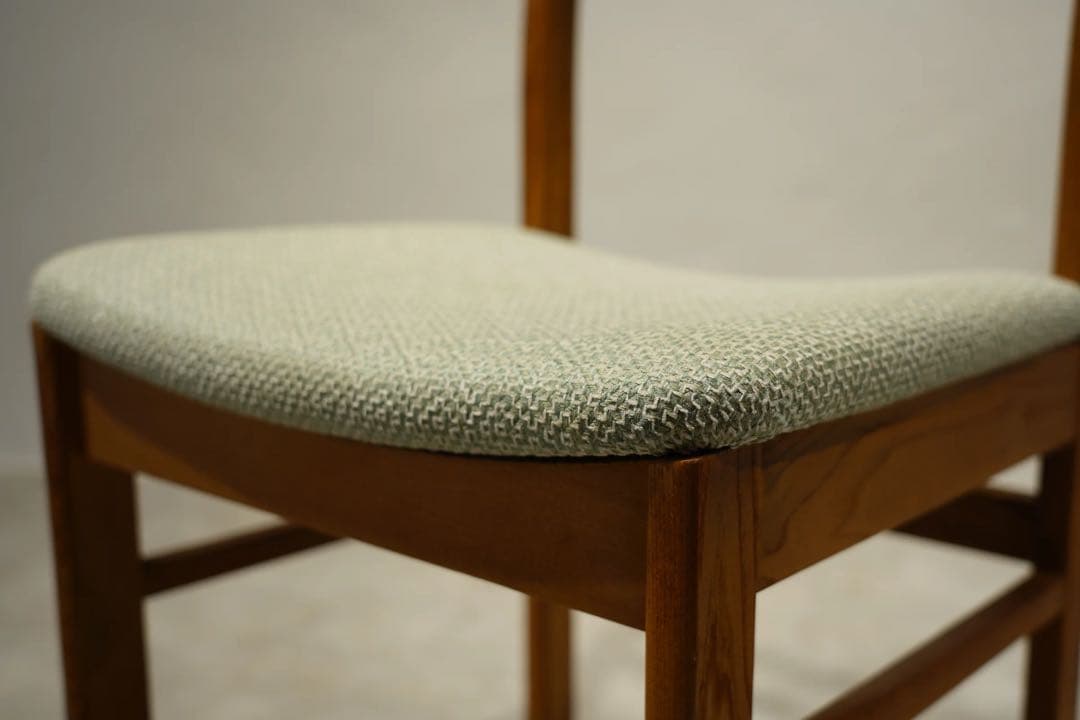 ダイニングチェア　ストリップドファニチャー　北欧