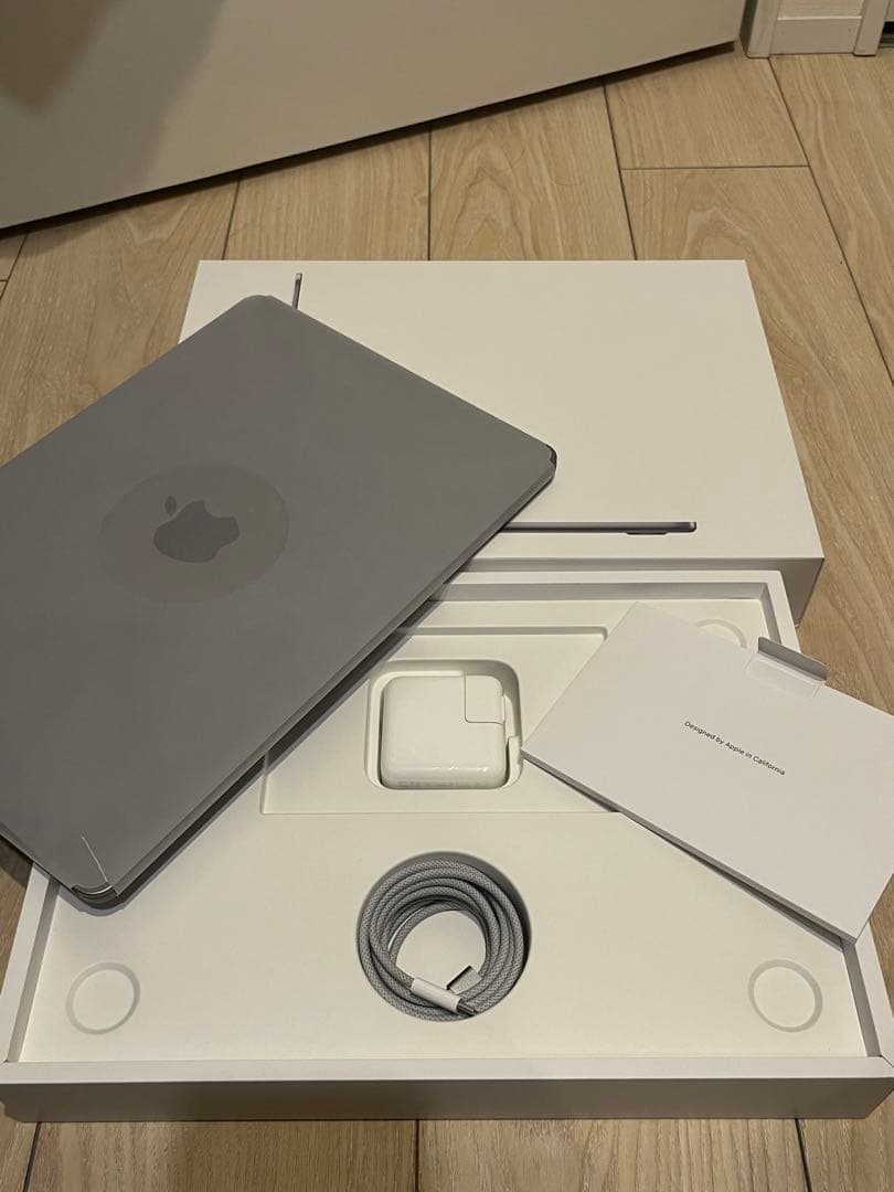 MacBook 13インチ 本体