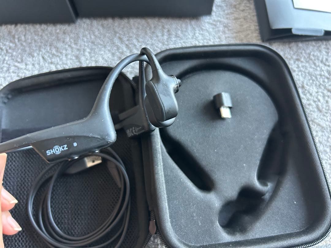 SHOKZ OPENCOMM UC 骨伝導イヤホン