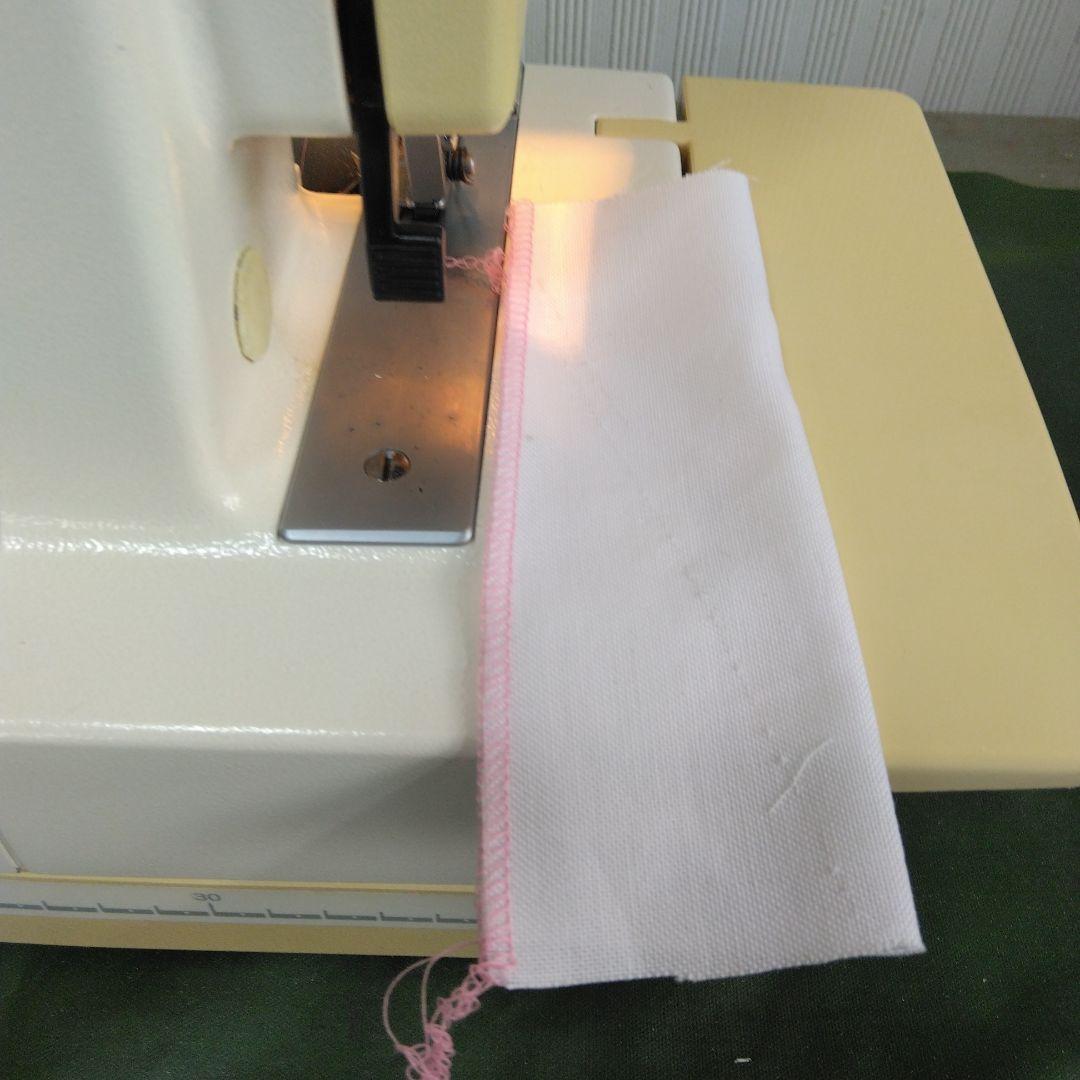 蛇の目1台二役ミシン、ロック