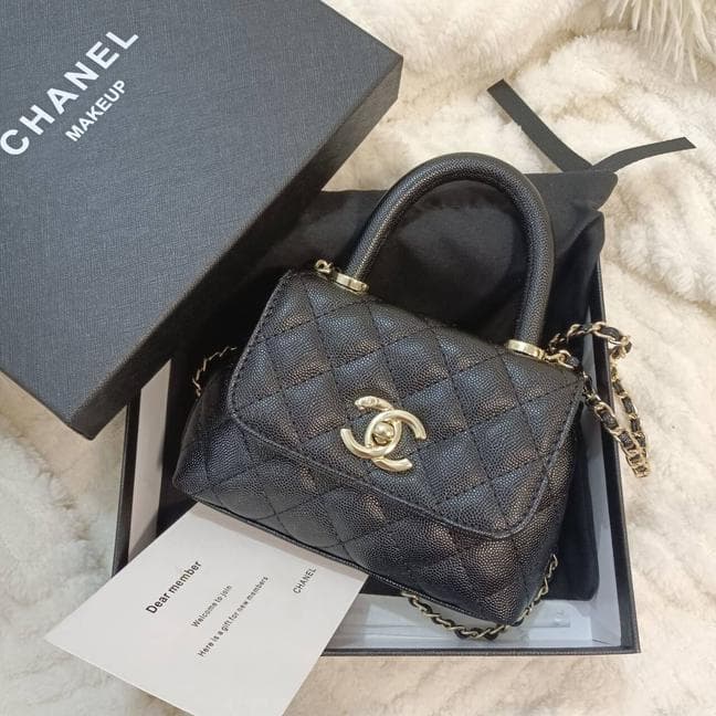 CHANEL ノベルティ ミニ ショルダーバッグ キルティング 2WAY非売品