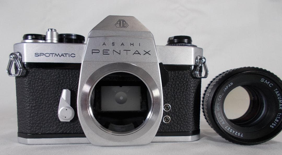 フィルムカメラ 整備済 完動品　Pentax SPII + f1.8　L166