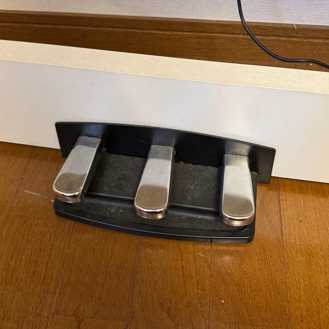 ‼️連休特価❤️都区内お届けあり　ピアノ LP-380 ホワイト 88鍵