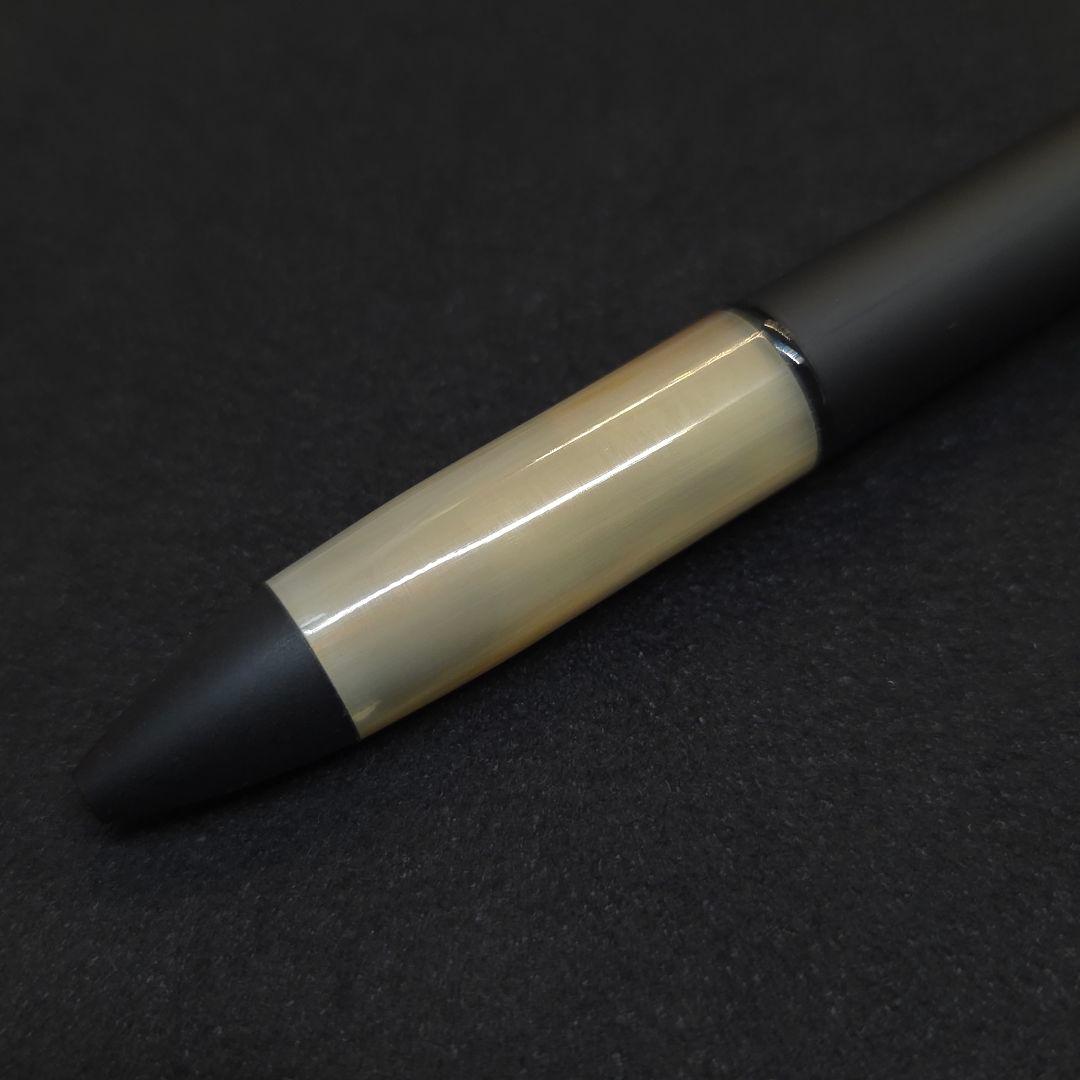 No.186ピュアモルト4&1カスタムオランダ水牛の角芯持使用