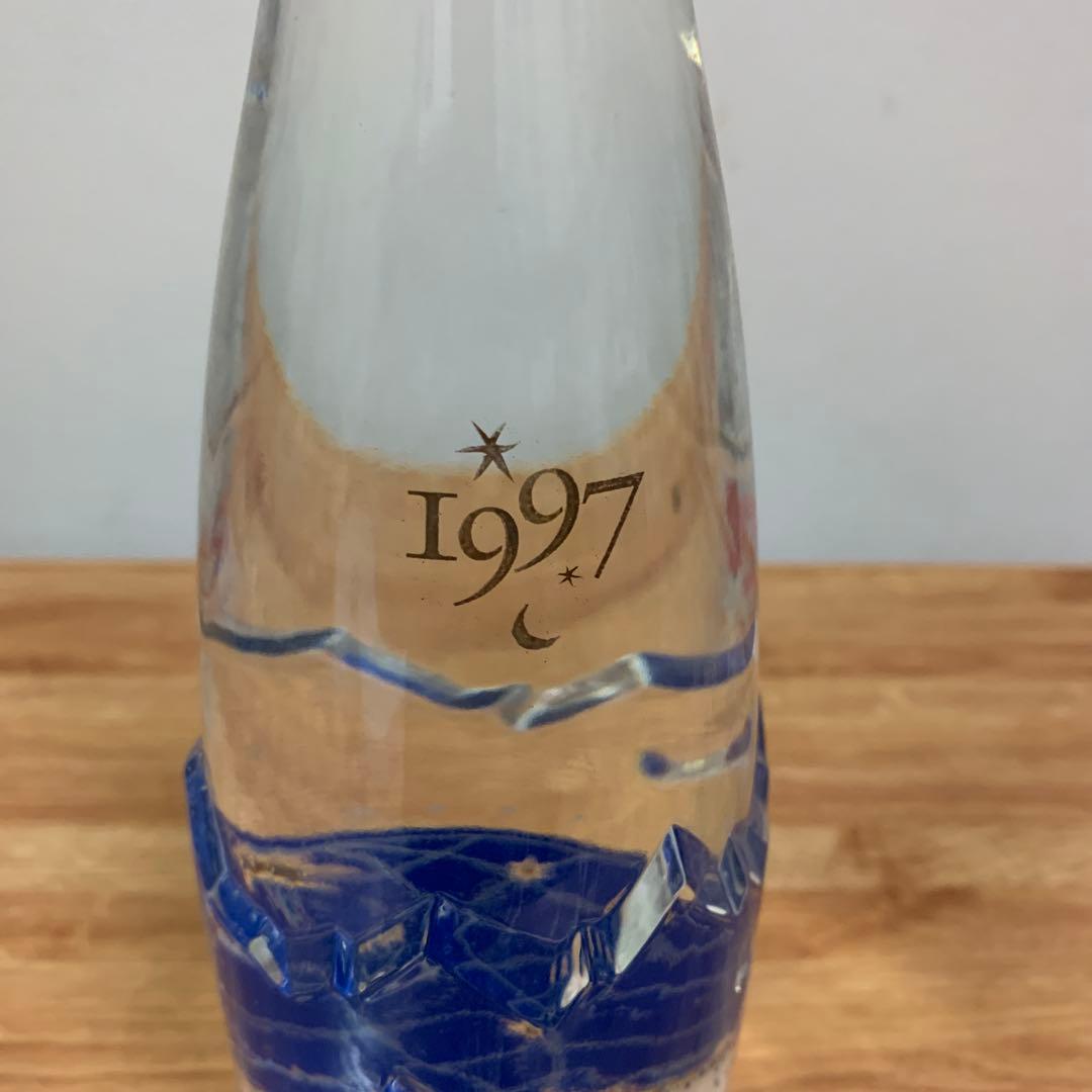 エビアン イヤーボトル 1995-1998年セット