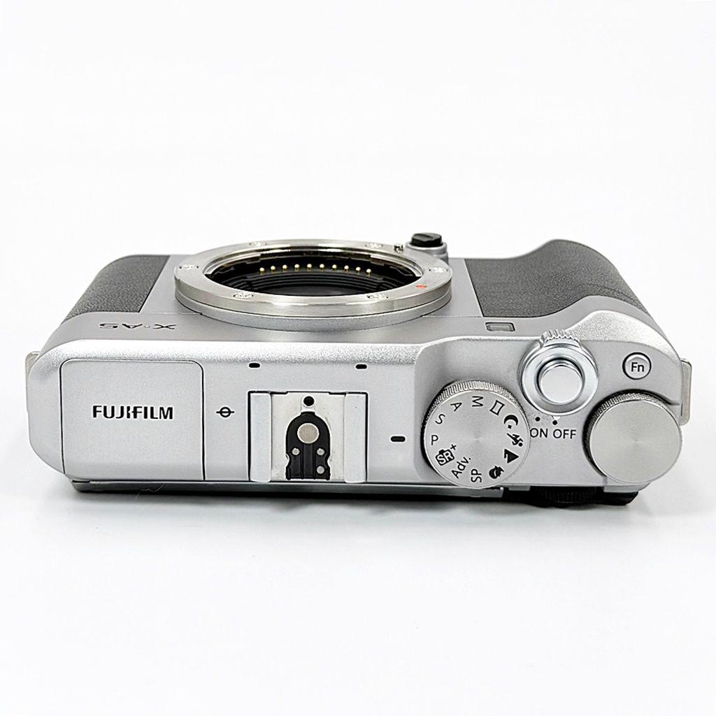 【美品】フジフイルム X-A5 レンズキット シルバー ミラーレス カメラ 中古