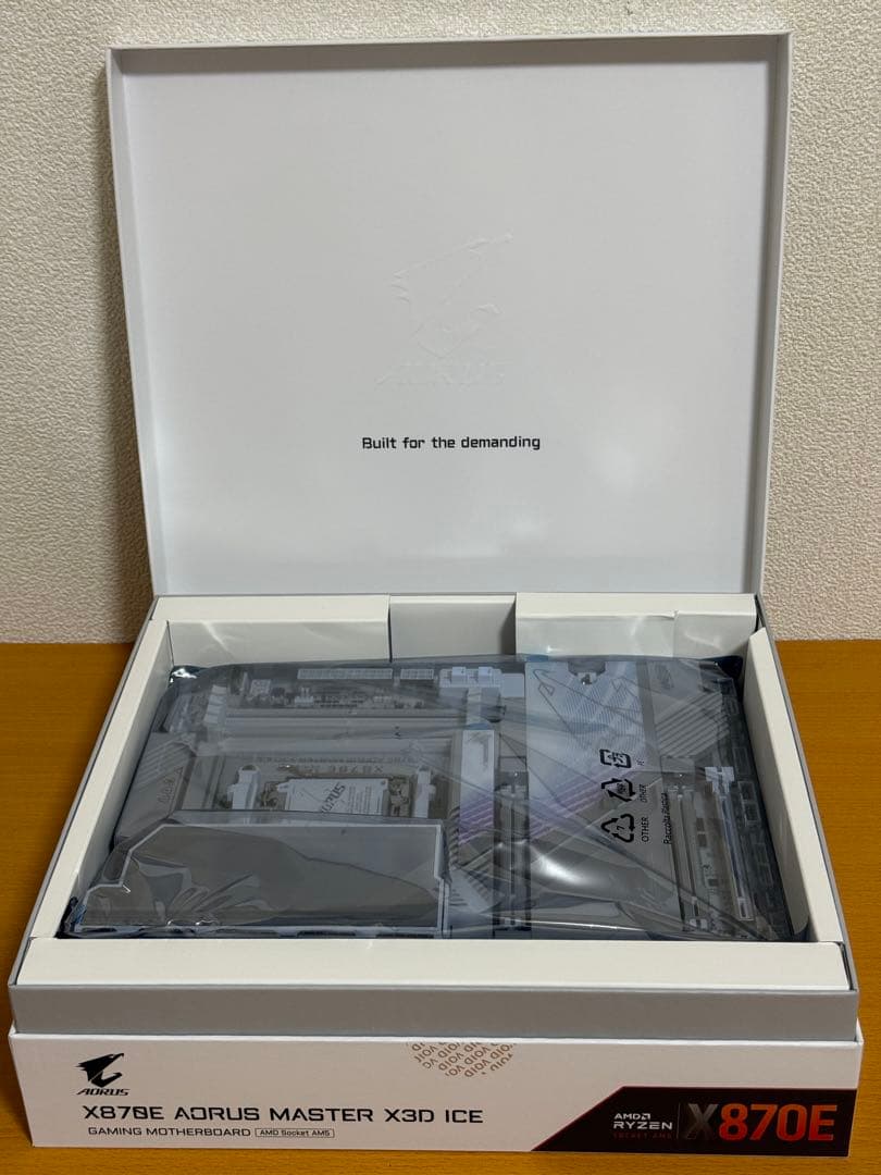 X870E AORUS MASTER X3D ICE 開封のみ、未使用