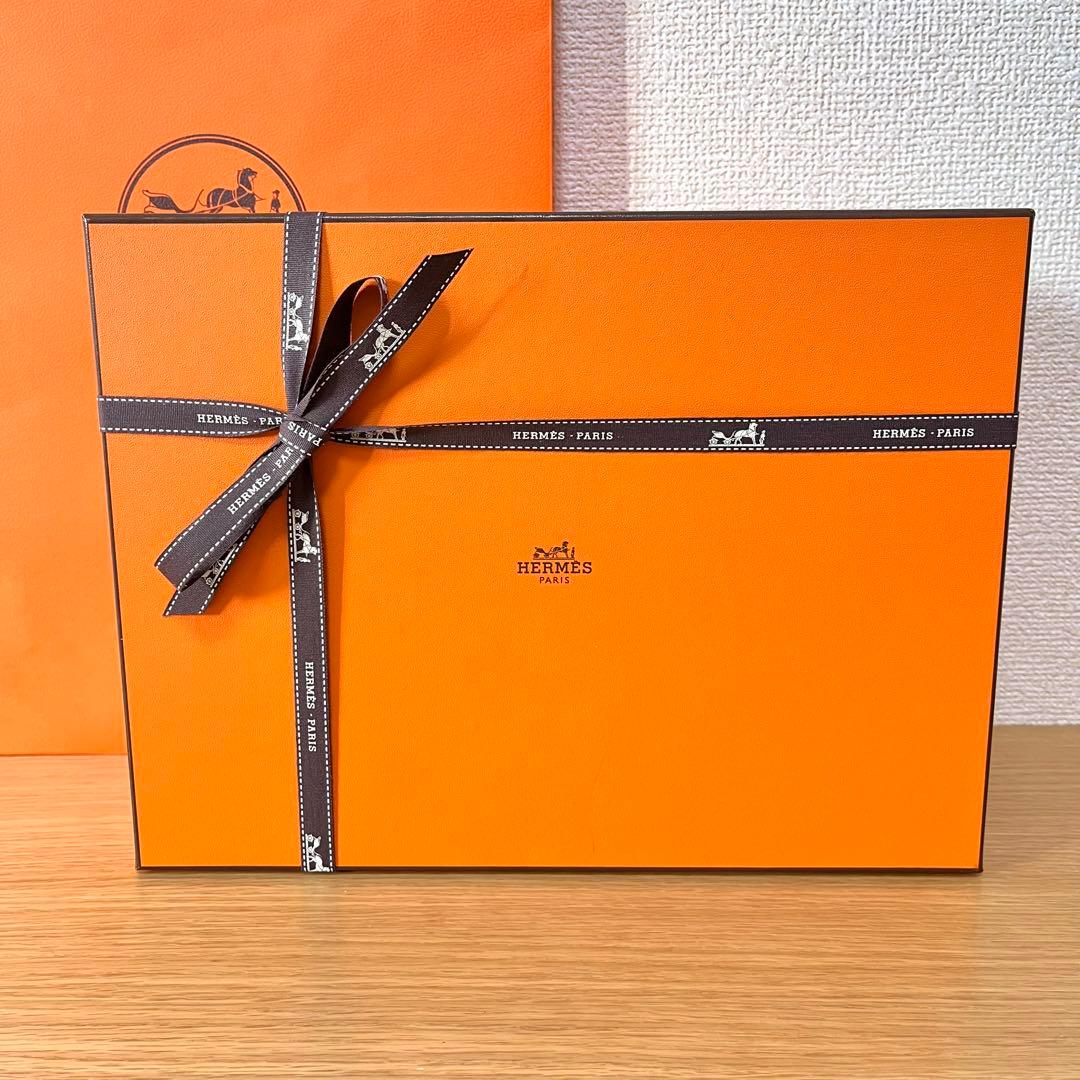 【新品 2客 ギフト包装】エルメス ガダルキヴィール ティーカップ&ソーサー