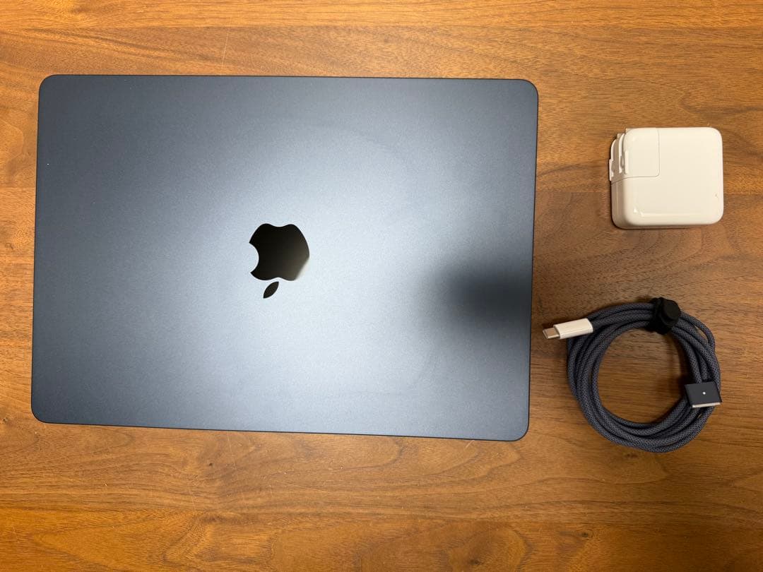 未使用に近い❗️MacBook Air 2022 M2チップ　ミッドナイト