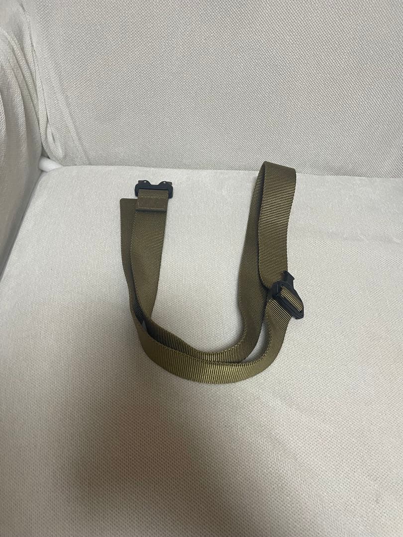 迷彩服セット 膝パッド付き　キャリープレート