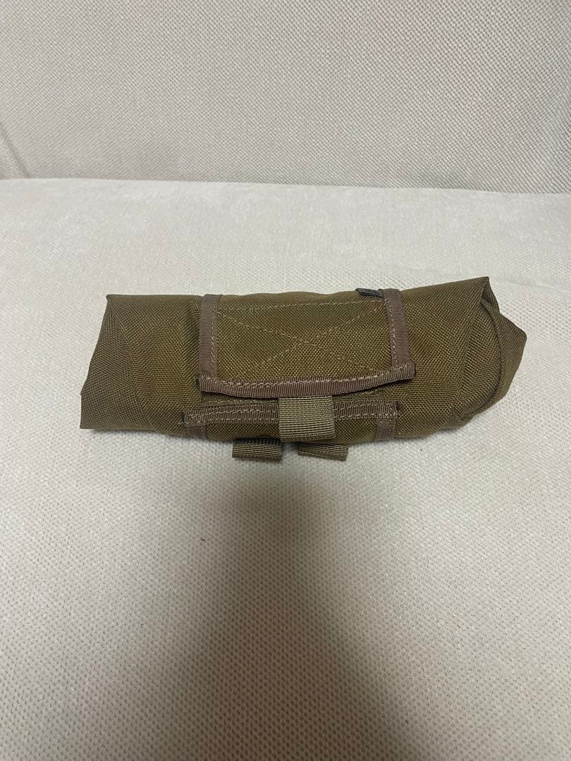 迷彩服セット 膝パッド付き　キャリープレート