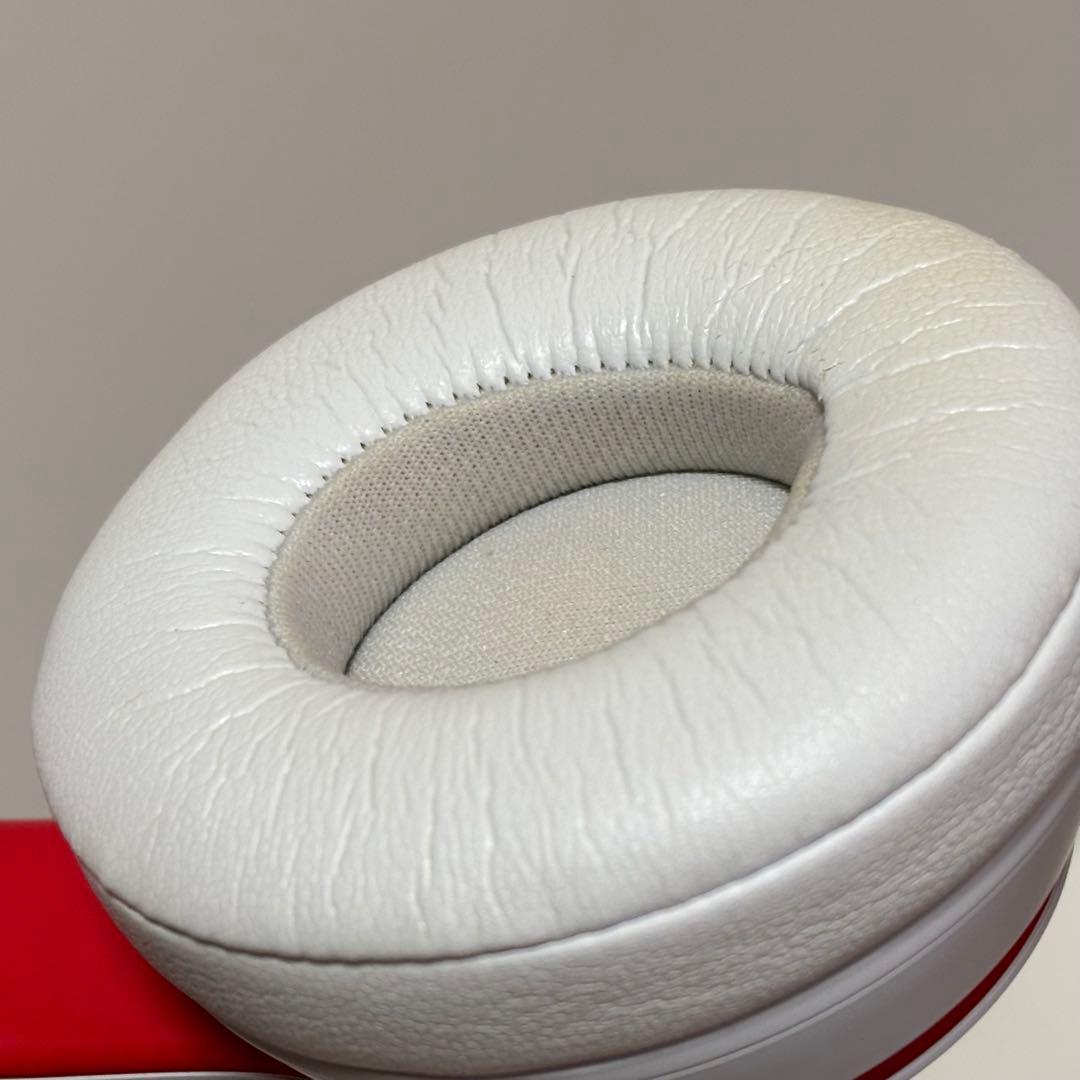 Beats Solo3 WirelessヘッドホンCLUB COLLECTION