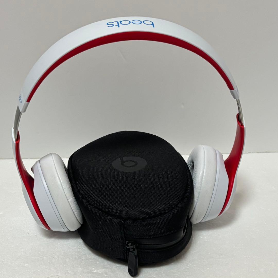 Beats Solo3 WirelessヘッドホンCLUB COLLECTION