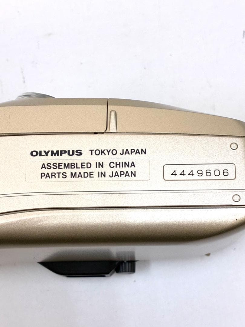 25W11-069 美品 オリンパス Stulus zoom 140 デジカメ