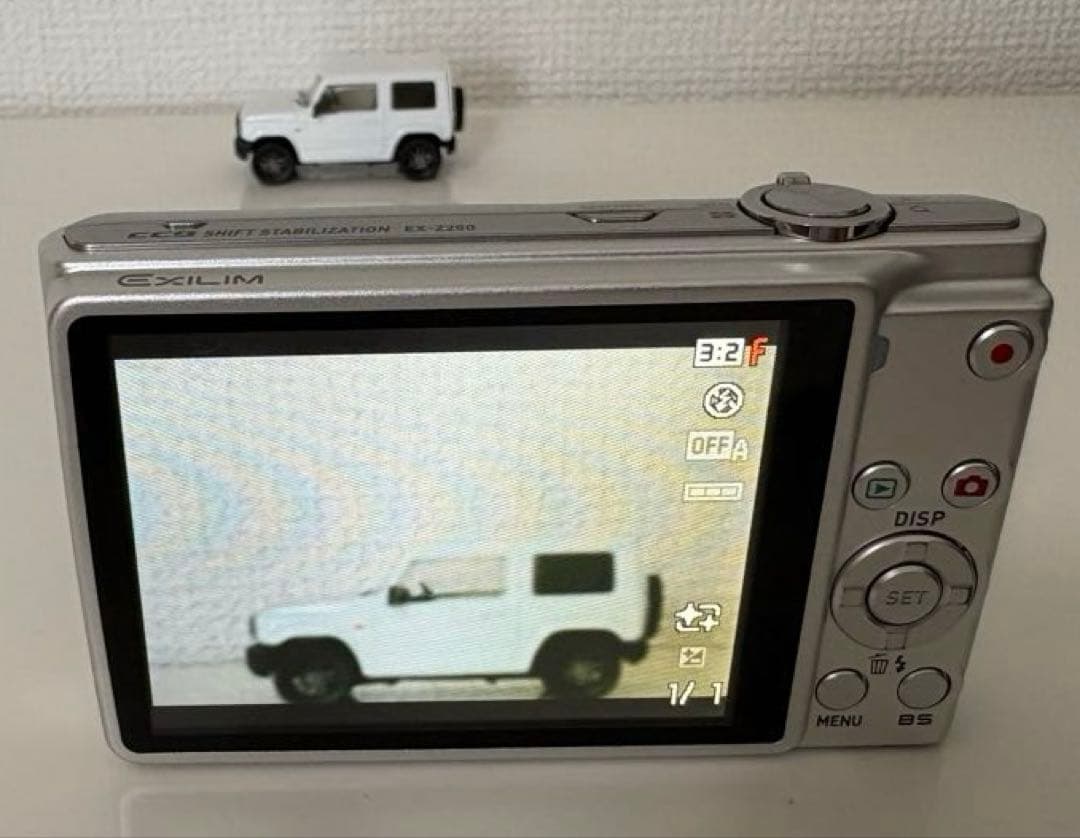 【動作確認済】CASIO EXILIM EX-Z250 シルバー メガピクセル