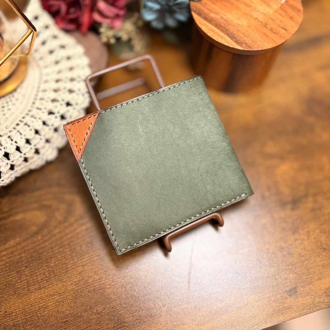 二つ折り財布　レザークラフト　ハンドメイド　本革　ブラウン　グリーン