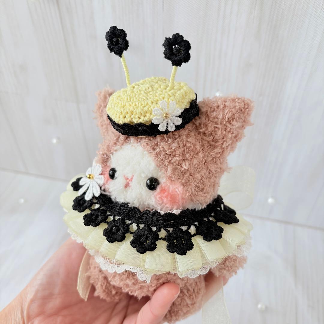 ハンドメイドぬいぐるみ　みつばち❤︎ねこちゃん❤︎