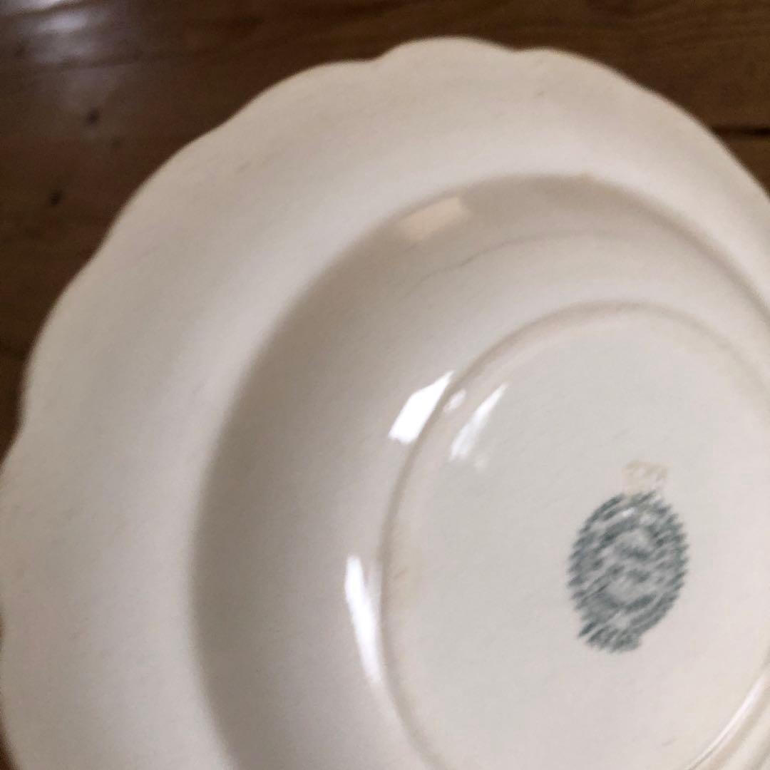 フランス/ジョワジー・ル・ロワ/パヴォの深皿NO3