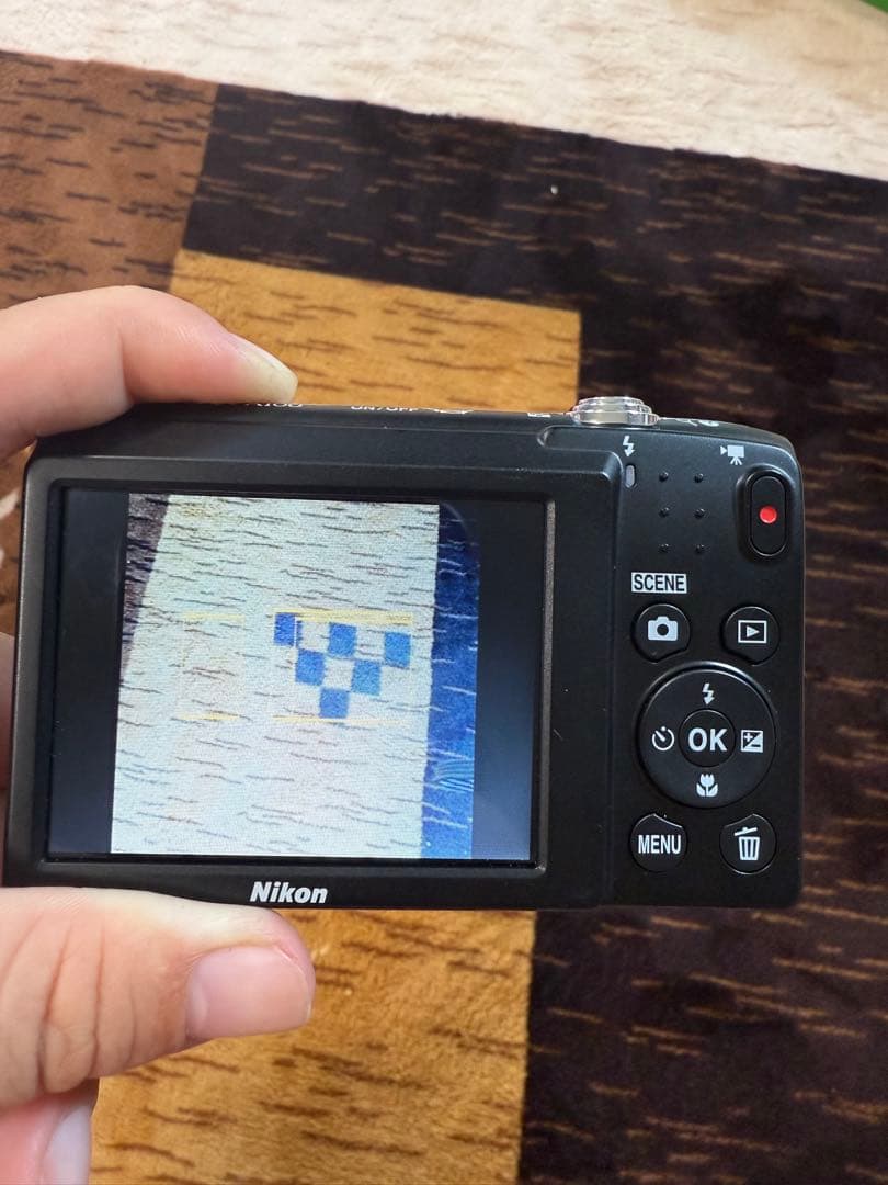 美品 Nikon COOLPIX A100デジタルカメラ