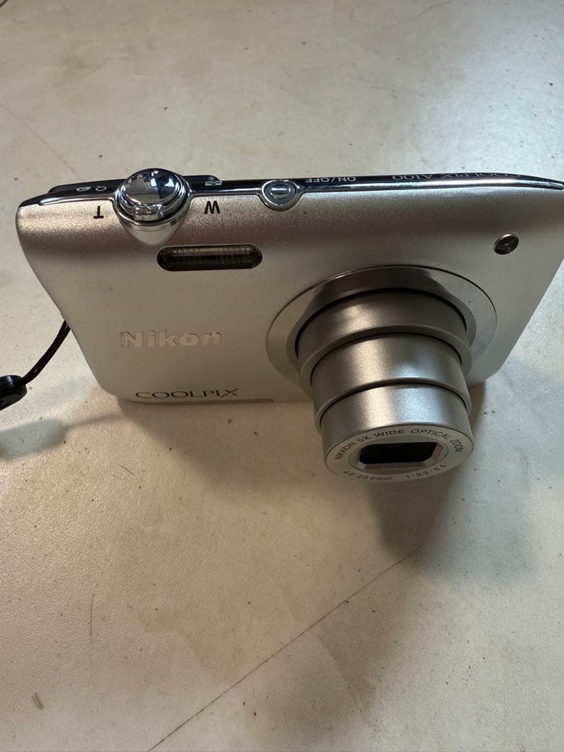 美品 Nikon COOLPIX A100デジタルカメラ