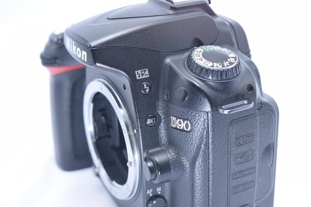 Nikon D90 デジタル一眼レフ カメラ