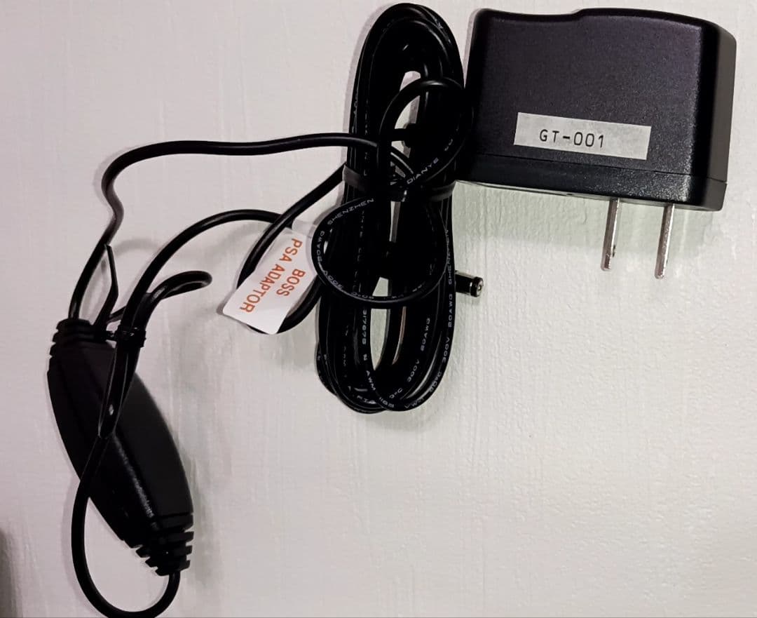 新品同様　#BOSS　GT-001　ボスエフェクター　各取り扱い説明書付属