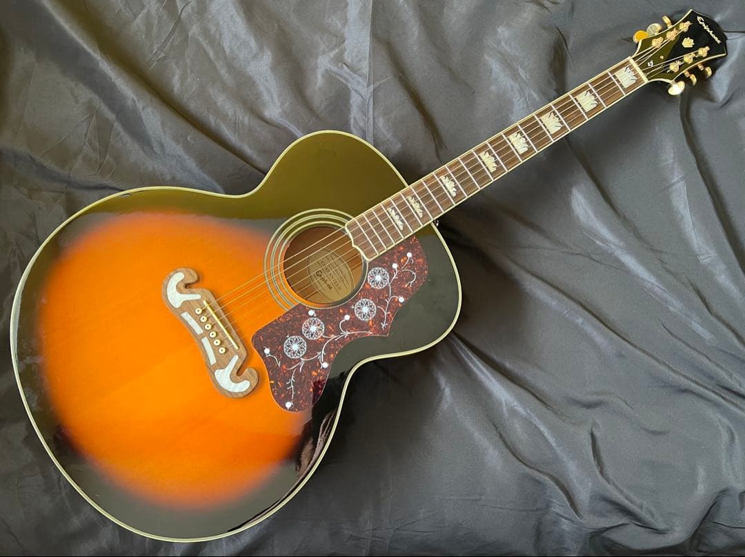 EPIPHONE EJ-200VS ケース付ほぼ未使用美品アコースティックギター