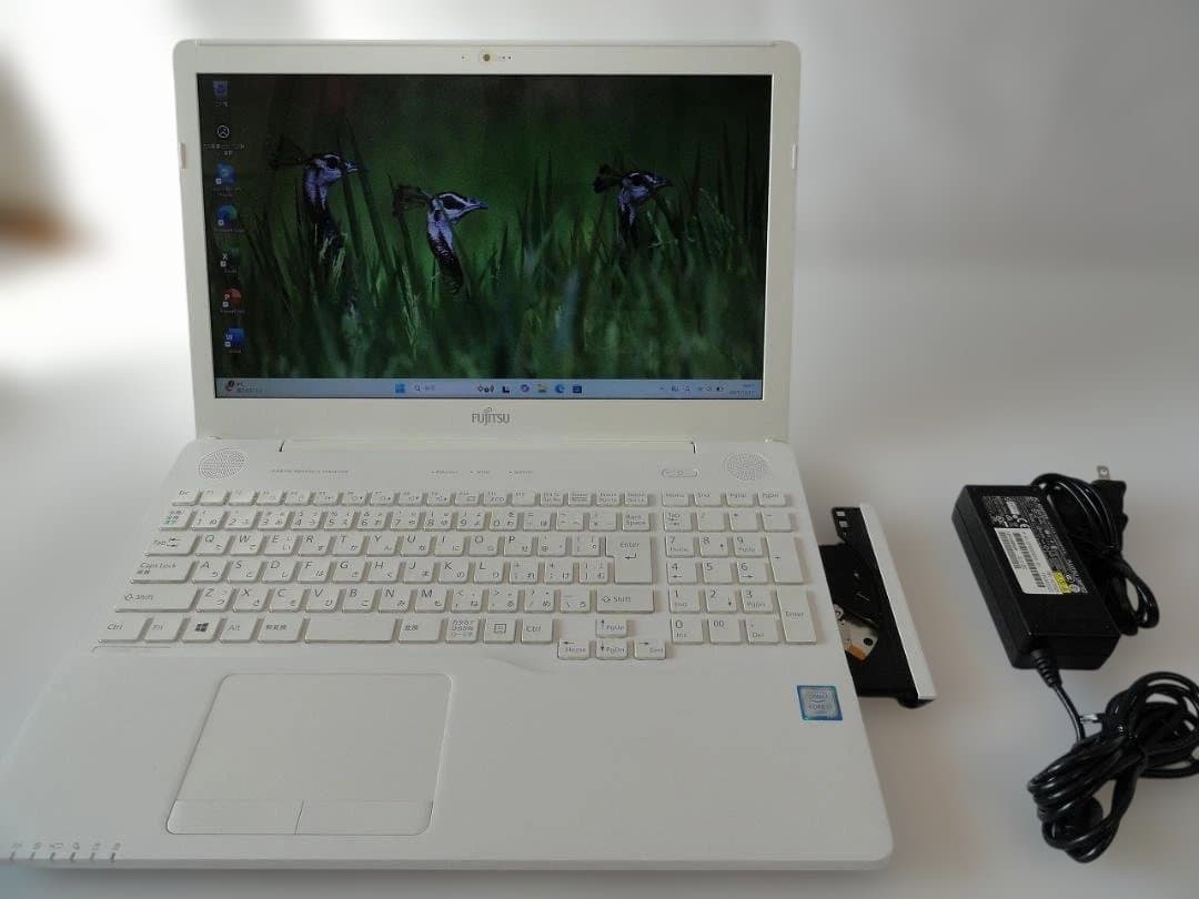 モ*シ様 綺麗な 富士通Lifebook AH50/X Corei7- 6700