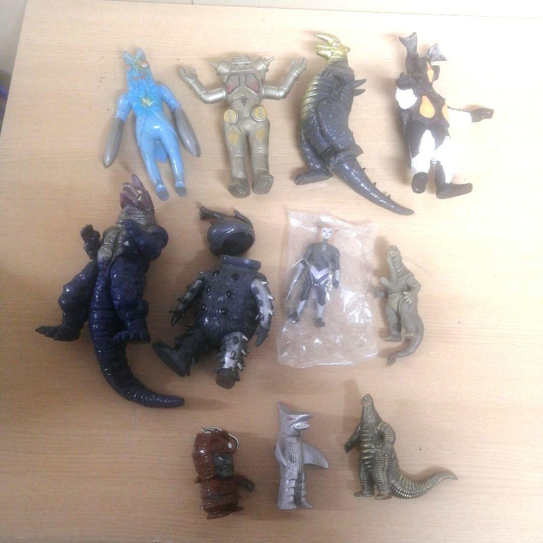 【まとめ売り】ウルトラマン 仮面ライダー ウルトラ怪獣 戦隊 ソフビ人形 フィギ